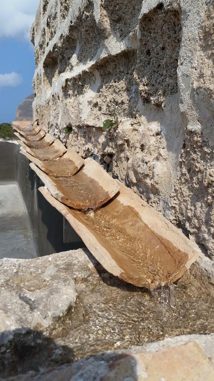 Casa Vacanze Senia Del Rais Φαβινιάνα Δωμάτιο φωτογραφία