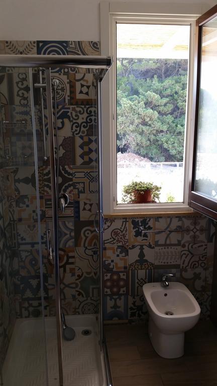 Casa Vacanze Senia Del Rais Φαβινιάνα Δωμάτιο φωτογραφία