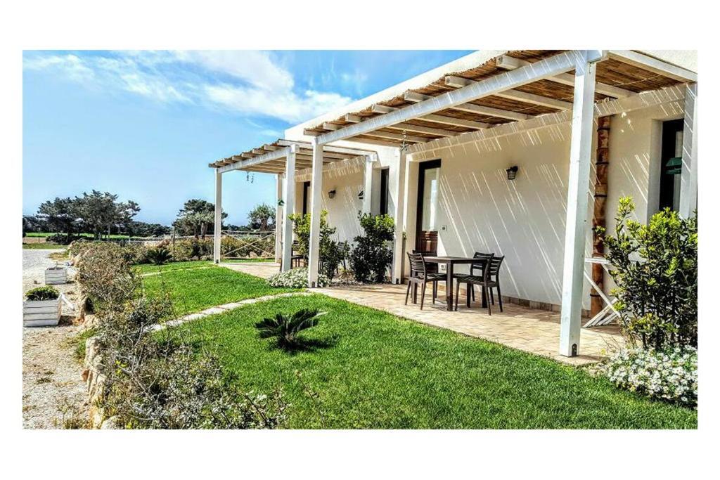 Casa Vacanze Senia Del Rais Φαβινιάνα Εξωτερικό φωτογραφία